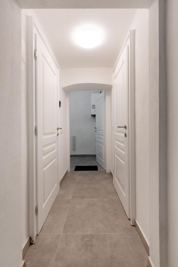 Edles Souterrain In Zentrumsnahe Apartment
